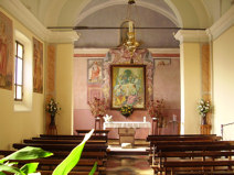 L'interno della chiesetta